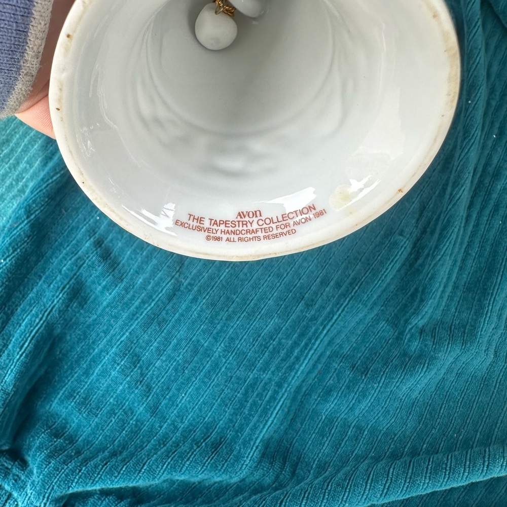 White Ceramic Bell with Bird Accent - Picture 4 of 4